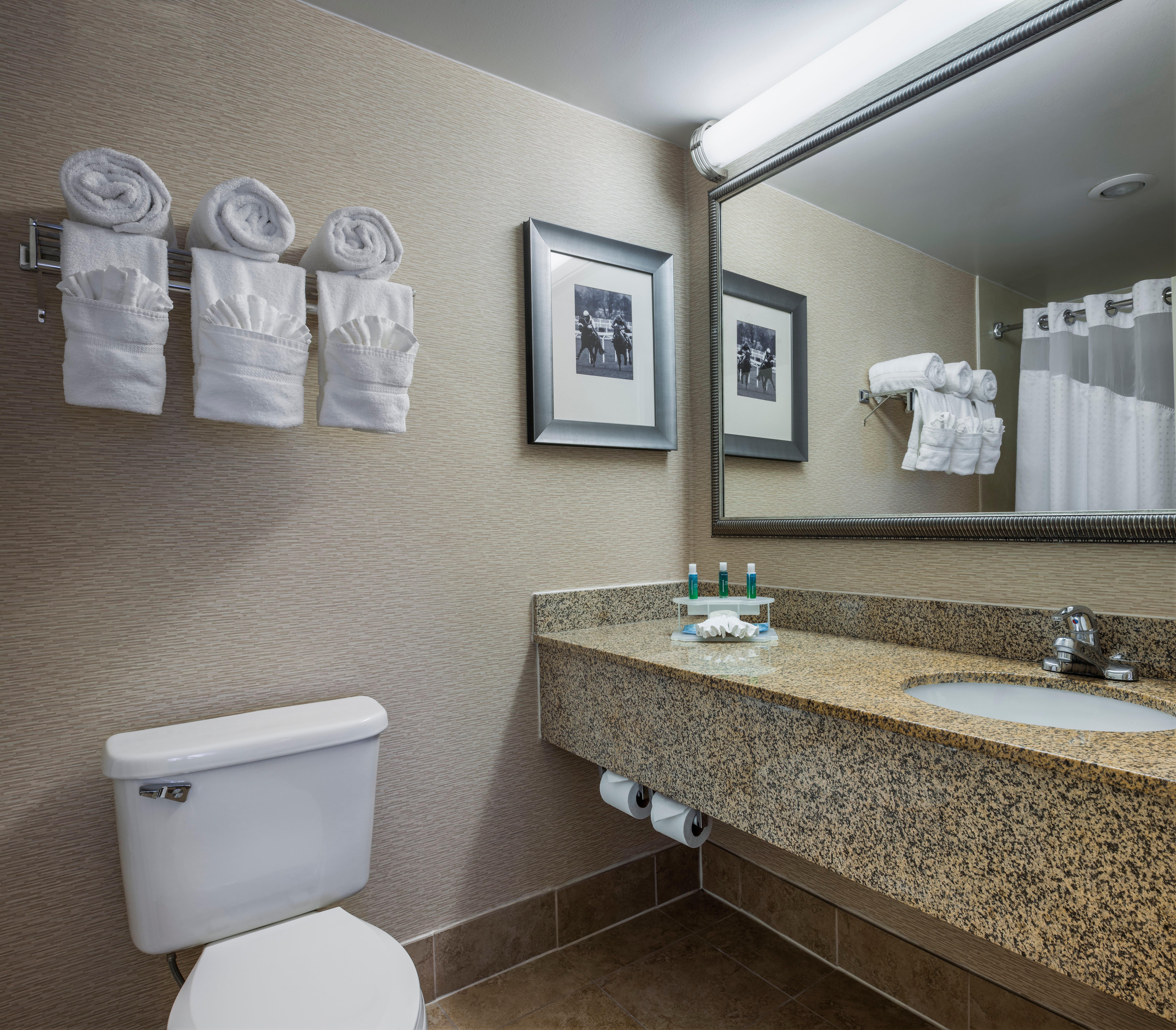 Holiday Inn Express & Suites Laurel Lakes By Ihg Luaran gambar